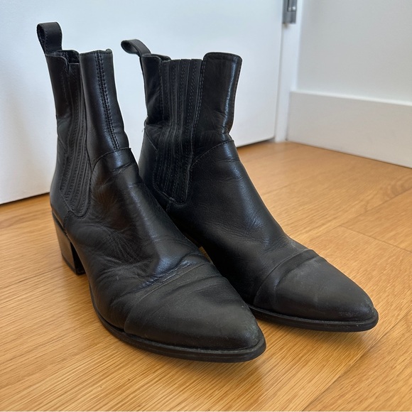 Vagabond Marja Black Ankle Boots with Pointed Cap Toe EU38 US8 - Picture 1 of 4